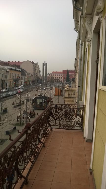 M Central Apartments Cluj-Napoca Quarto foto